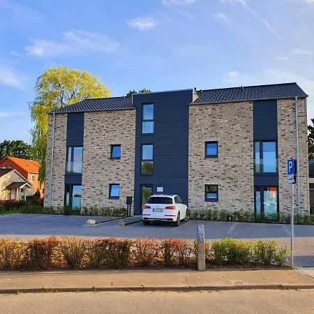 Kapitaenshaus 3 Apartment *